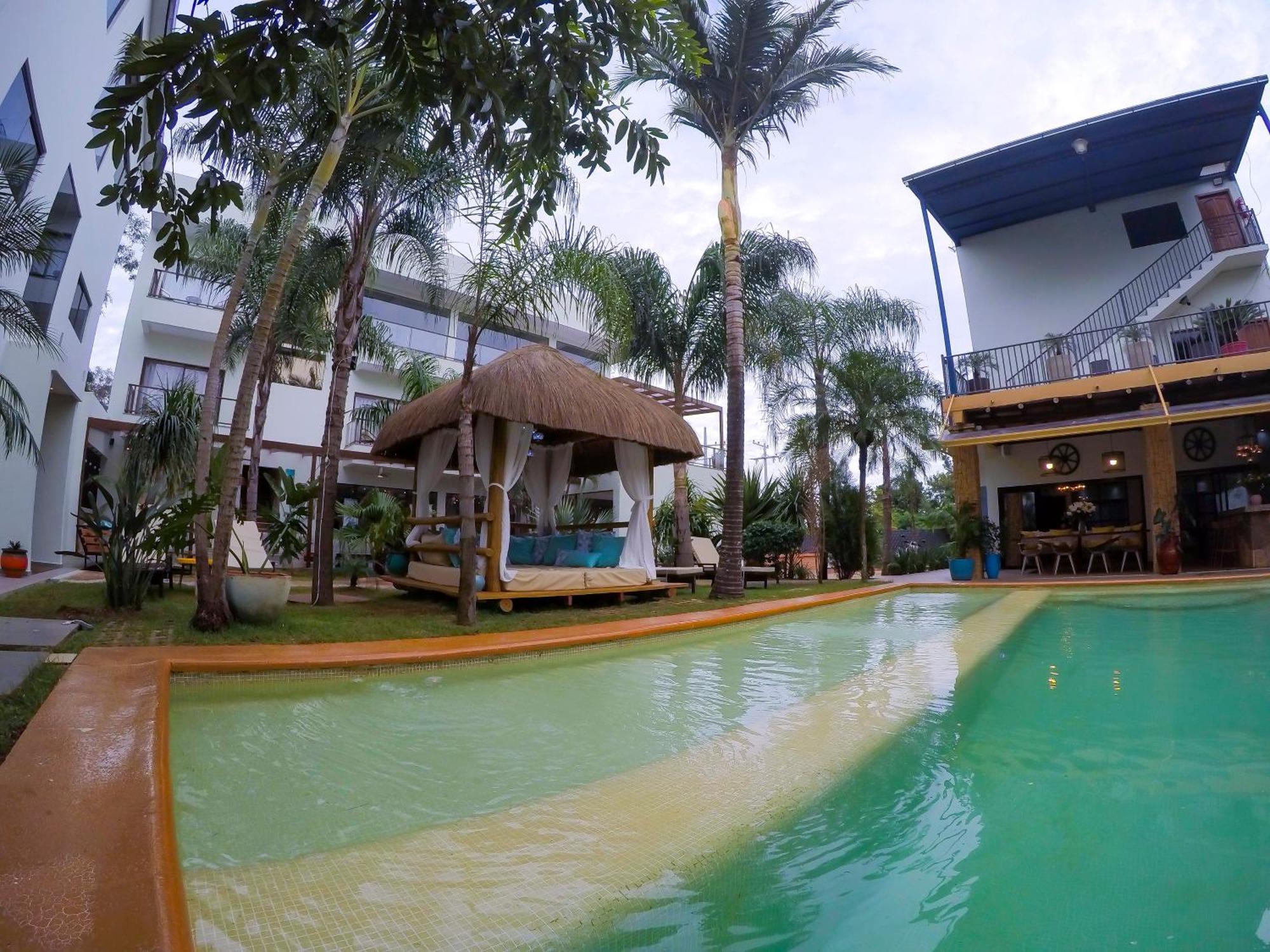 Dos Lunas Aparthotel Dr Juan Eulogio Estigarribia Extérieur photo