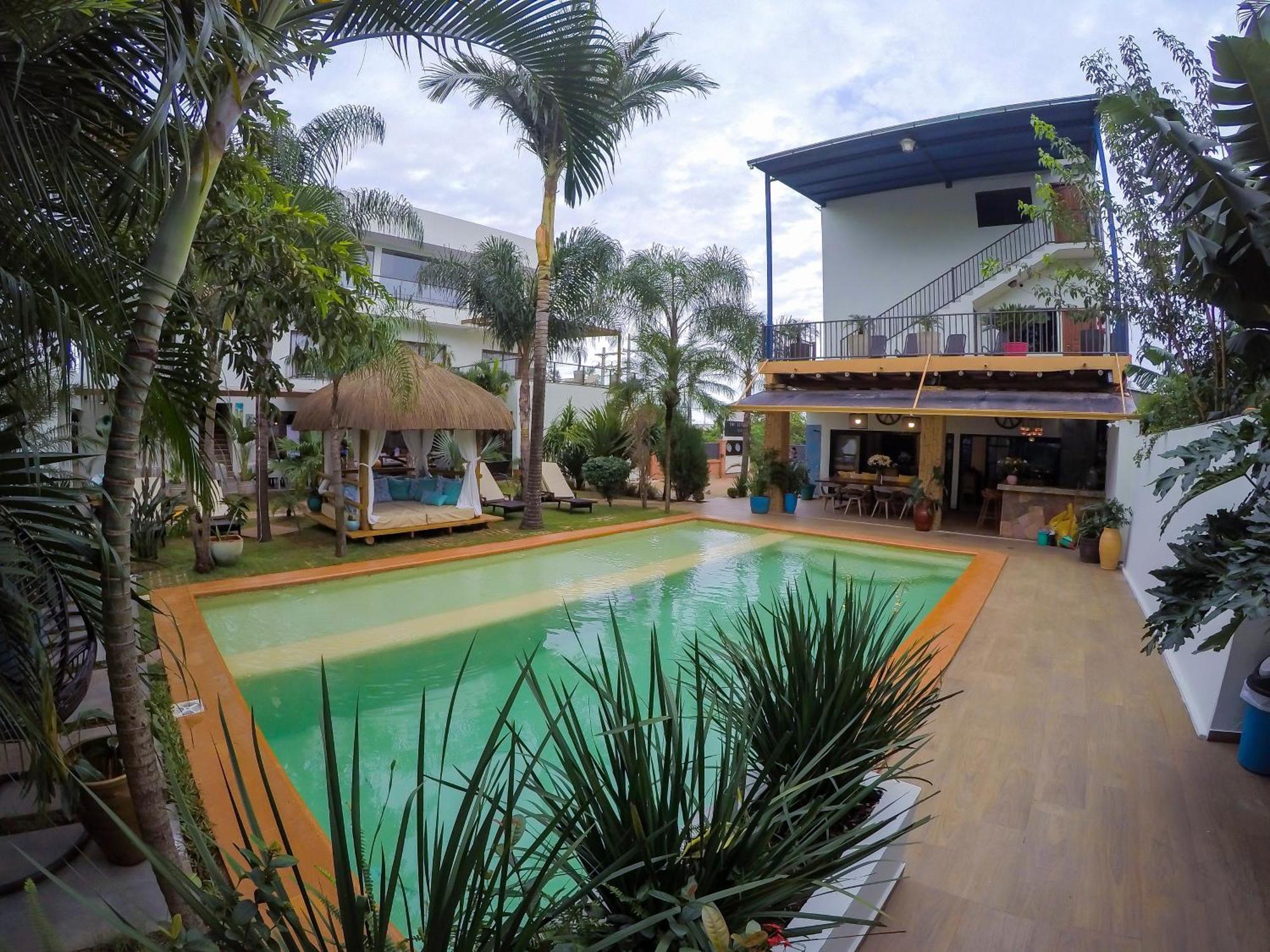 Dos Lunas Aparthotel Dr Juan Eulogio Estigarribia Extérieur photo